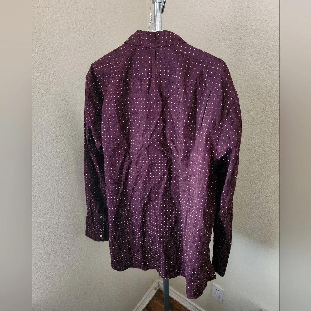 Banana Republic Long Sleeve Button Up Shirt.